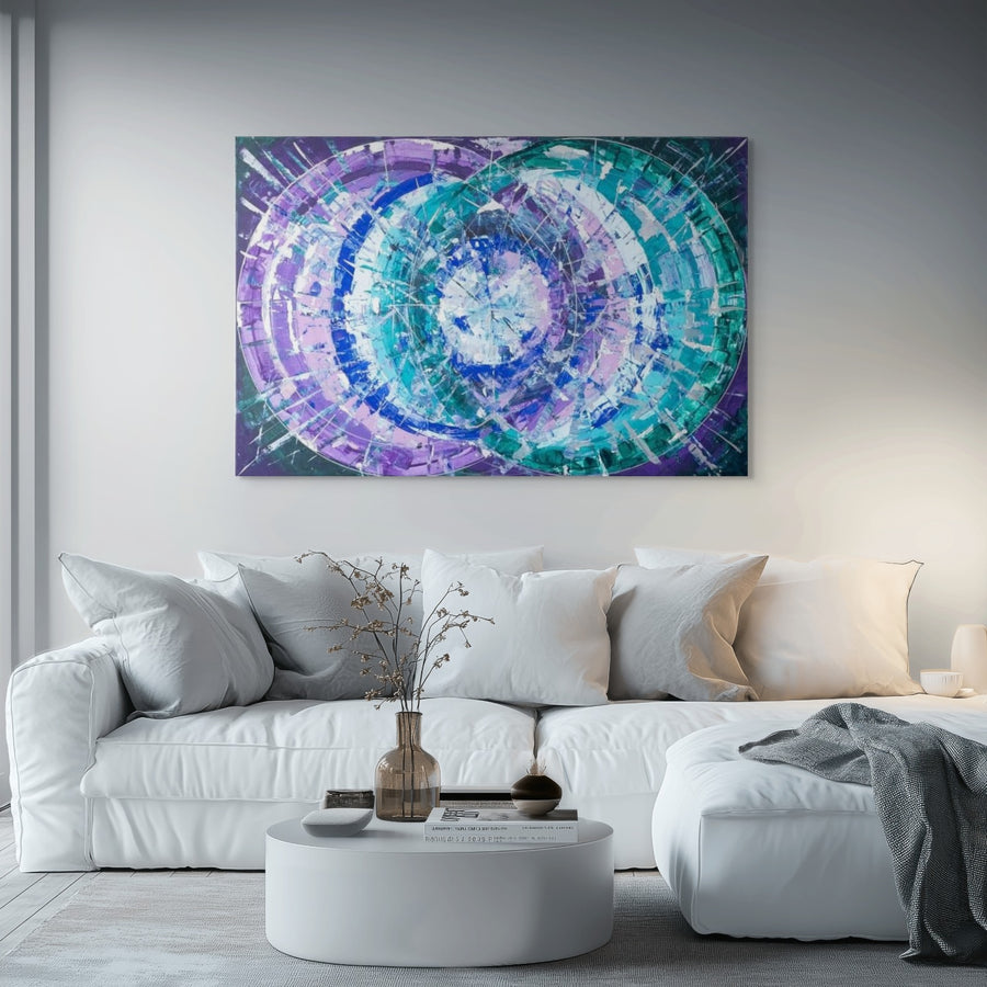Infinity di Kariné Sutyagina in un salotto contemporaneo